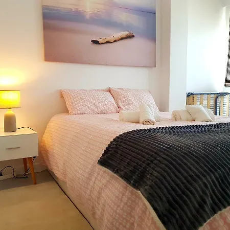 Feijo Vista Tejo - 10 Mts Lisboa Apartment *